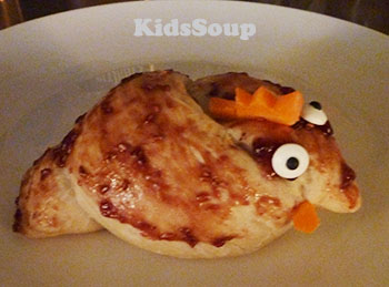 Little Red Hen bread snack for preschool and kindergarten