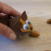 Squirrels Eating Acorns Finger Gym