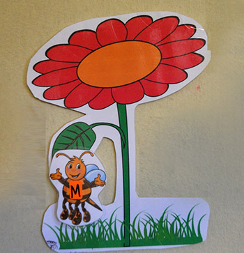 Bees positional words preschool activity 