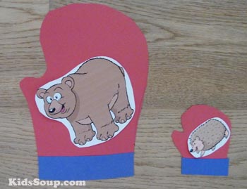 Mitten measurement and oral language activity for preschool